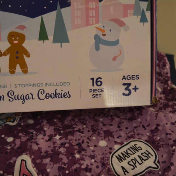 πͺ Holiday Cookie Baking Kit β Winter Wonderland β 16pc Set π NWT - Picture 7 of 8